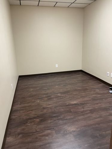 Suite 125